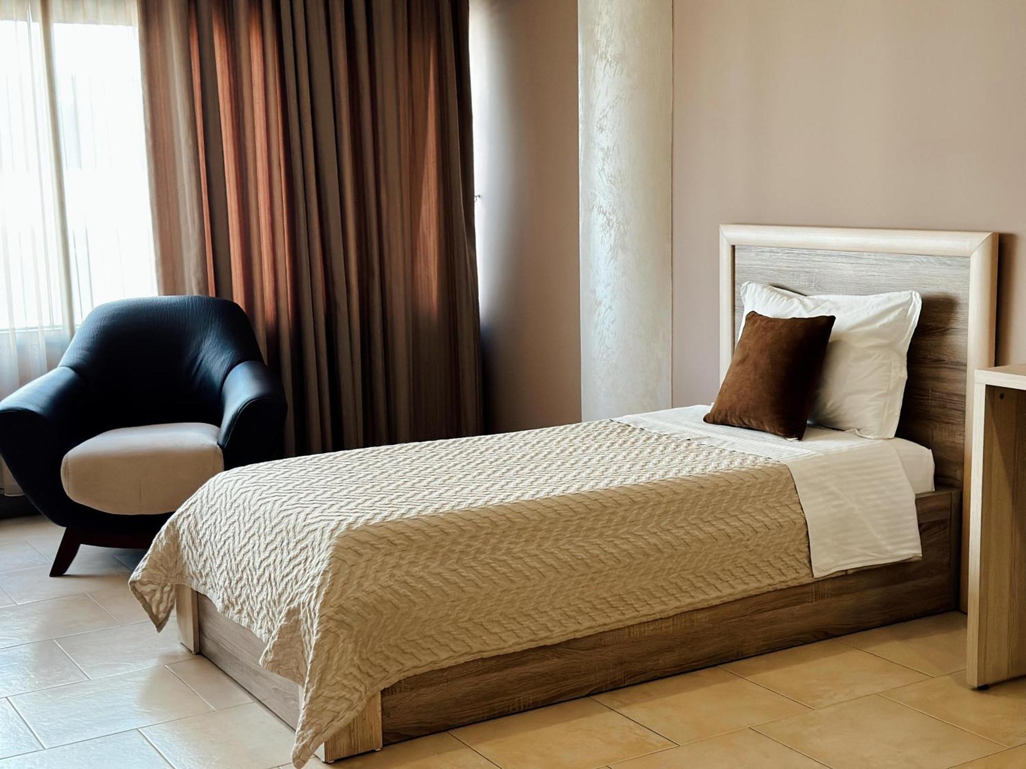 Hotel Terminal Tirana Bregu i Lumit المظهر الخارجي الصورة