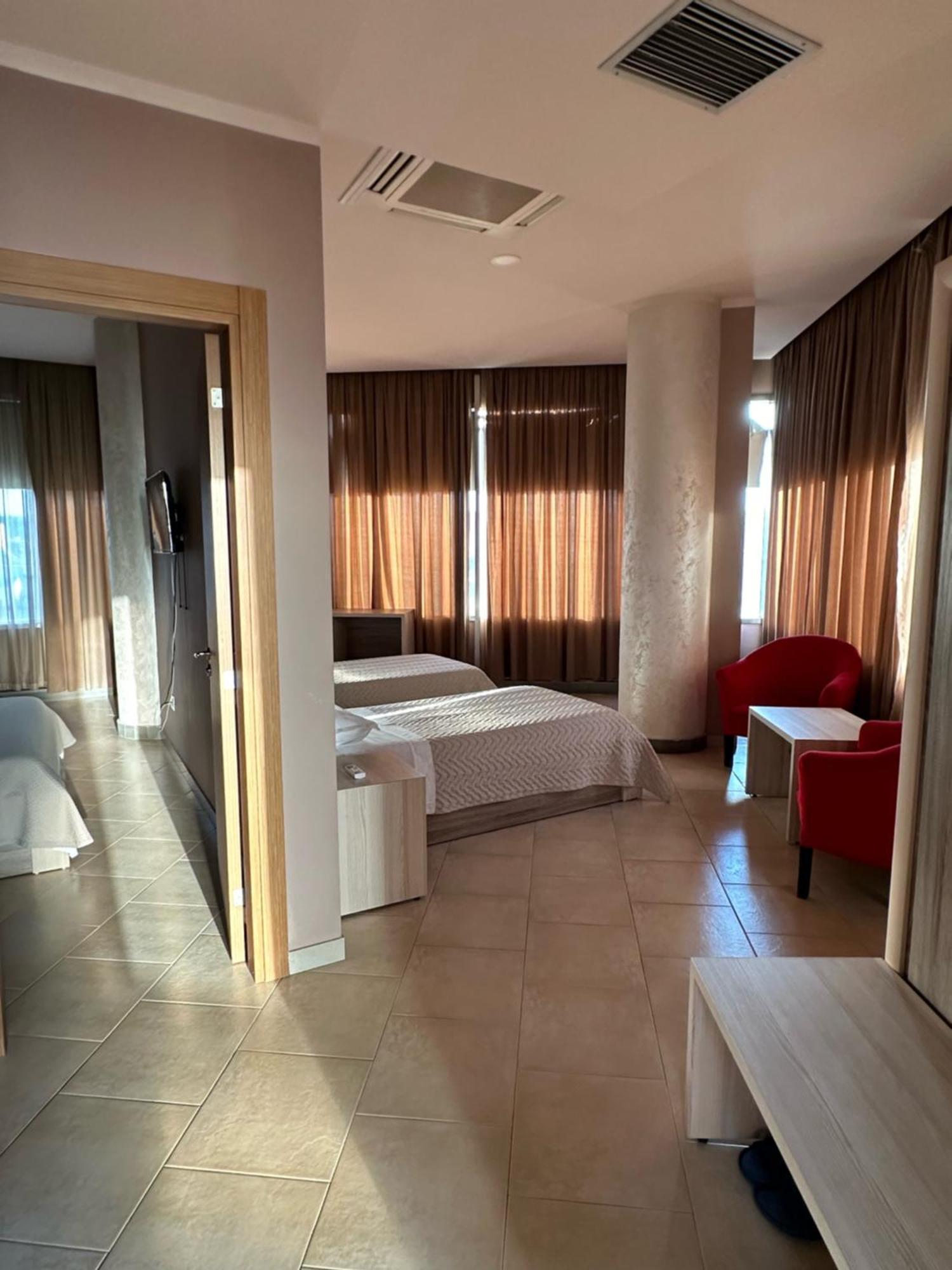 Hotel Terminal Tirana Bregu i Lumit المظهر الخارجي الصورة