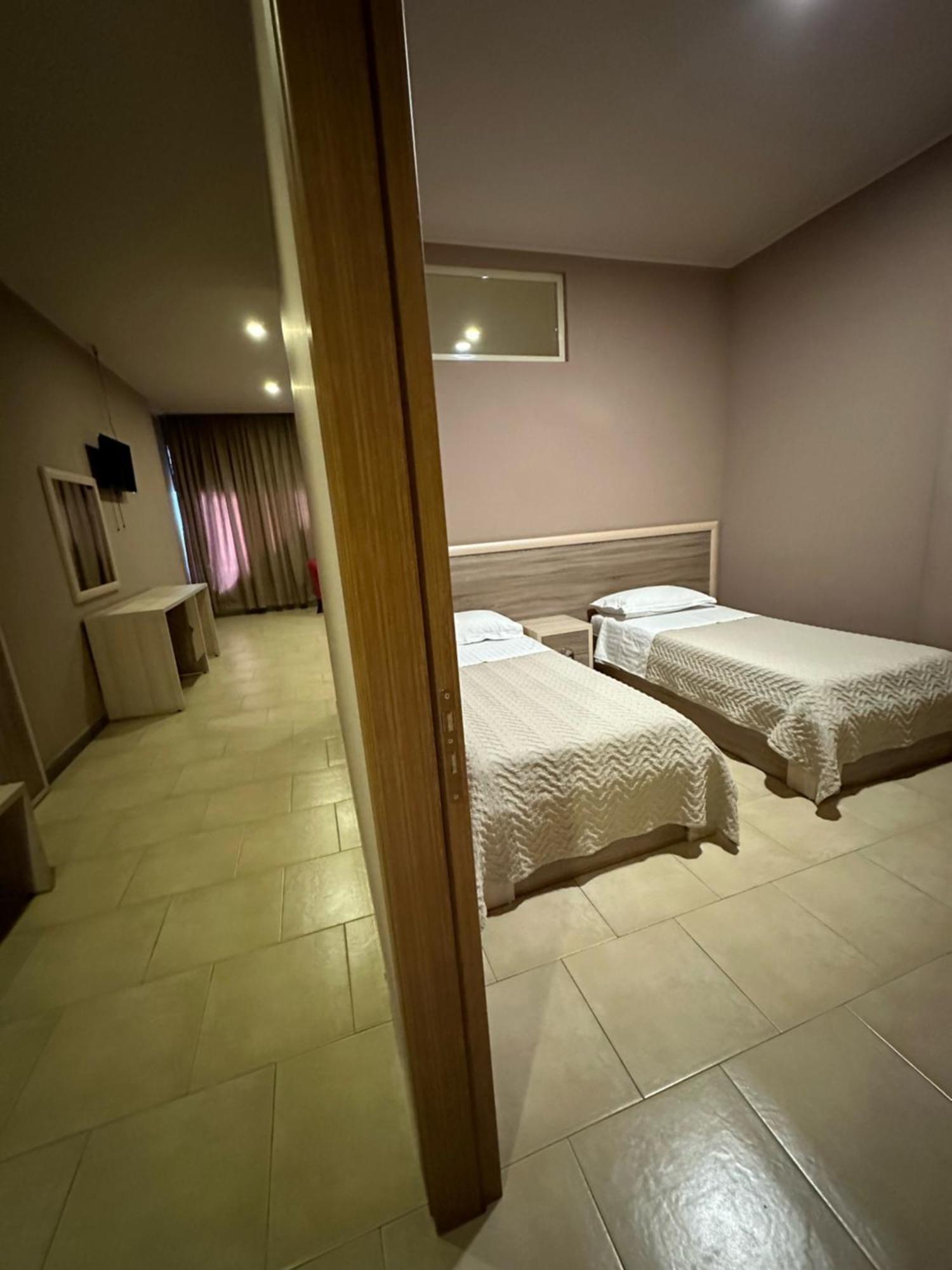 Hotel Terminal Tirana Bregu i Lumit المظهر الخارجي الصورة